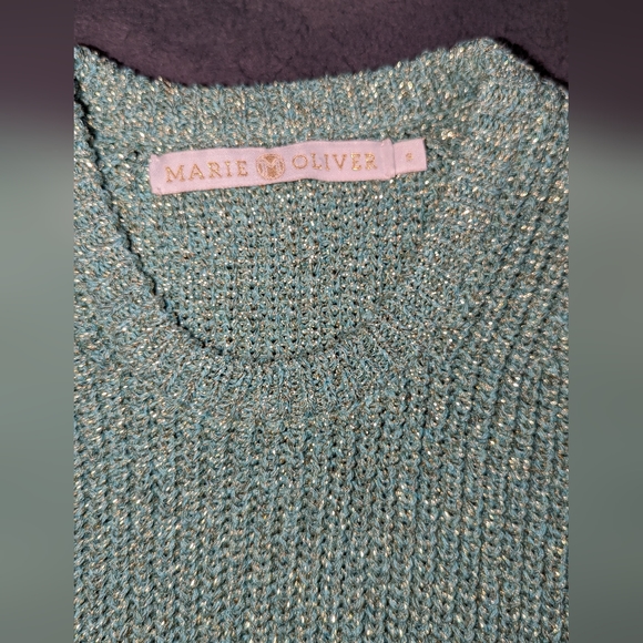 NEW Marie Oliver Metallic Gold Green Knit Sleeveless Sweater Top Small - Picture 4 of 5